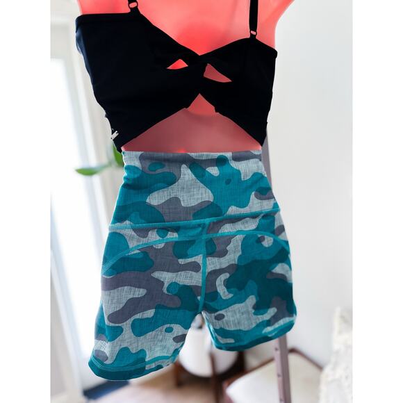 Adidas climalite Squats to Strolls high waisted buttery camo athletic shorts - Picture 2 of 5